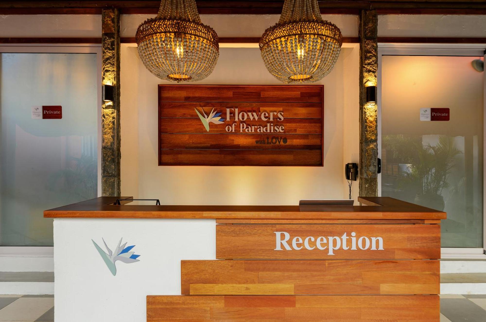 Flowers Of Paradise With Lov Mont-Choisy Exteriör bild